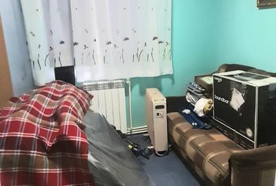 Vanzare apartament cu 4 camere si 2 bai,  decomandat, etaj 1/4  zona CET - 5