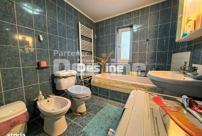 Apartament cu 2 camere decomandat în Valea Adâncă