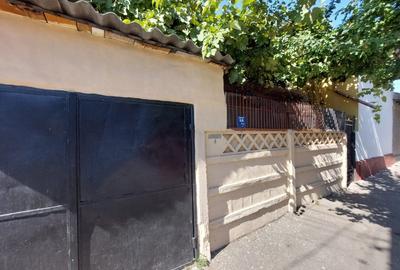 Casă individuală cu 3 camere cu Canalizare în Central - 4