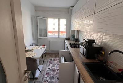 Apartament cu 2 camere decomandat în Republicii - 5