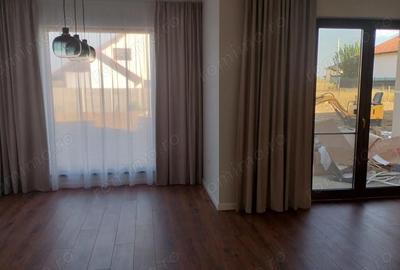Casă cu 4 camere cu Canalizare în Moșnița Nouă - 6