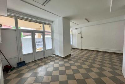 Spațiu comercial, de 56 mp, în Central - 2
