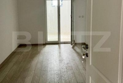 Apartament renovat , 3 camere , in asociatie , zona semicentrala - 3