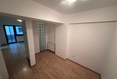 Garsonieră nemobilată în bloc nou cu centrală proprie - 2