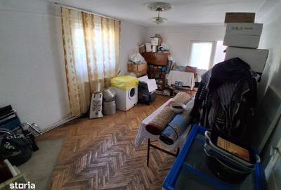 Casă cu 5 camere cu Teren 400 Mp în Tătărași - 4