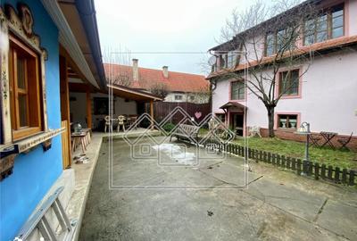 Casă cu Teren 350 Mp în Central - 18