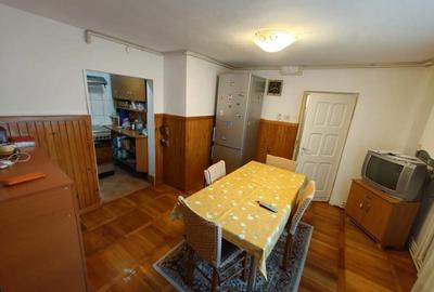 Casă cu 10 camere în Central - 14