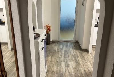 Apartament cu 3 camere decomandat, mobilat în Răcădău - 10