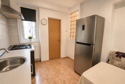 Apartament cu 3 camere decomandat, mobilat în Central - 11