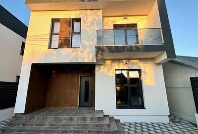 Casă individuală cu 4 camere cu Canalizare în Central - 2