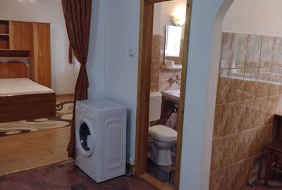 Garsonieră decomandată în Central - 4