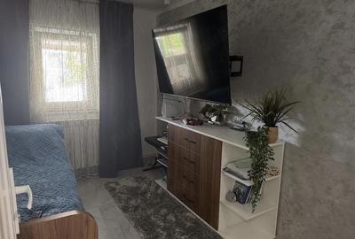 Casă cu 4 camere cu Teren 510 Mp în Central - 2