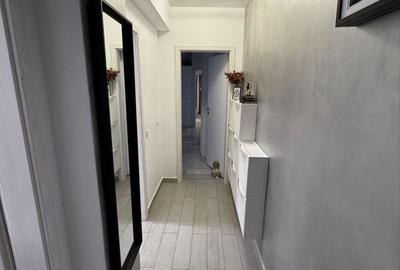 Apartament cu 2 camere decomandat în Titan - 8