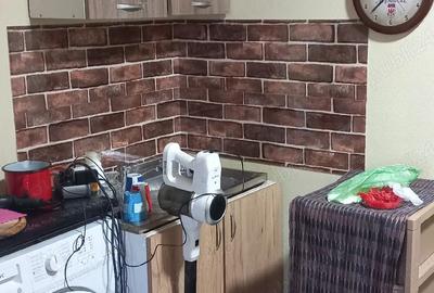 Garsonieră decomandată în Central - 2