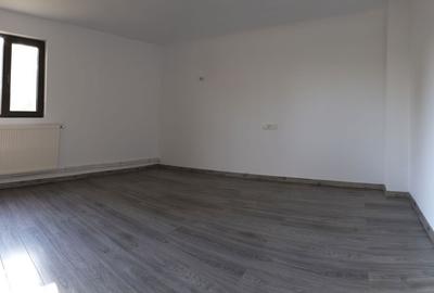 Casă cu 4 camere în Tâncăbești - 5