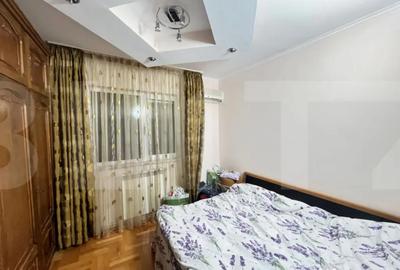 Apartament cu 4 camere decomandat în Central - 12