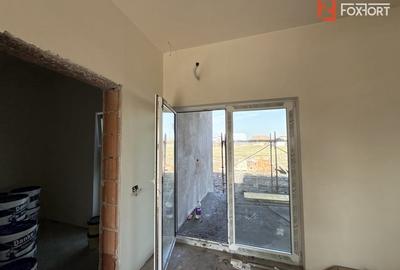 Casă cu 4 camere cu Teren 305 Mp în Săcălaz - 4