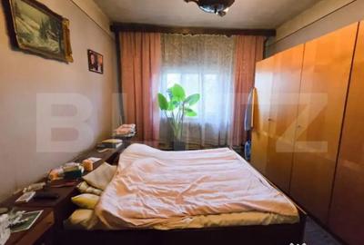 Casă cu 3 camere cu Canalizare în Dâmbul Rotund - 1