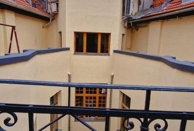 Apartament cu 2 camere de vanzare in cladire istorica - Ultracentral - 22