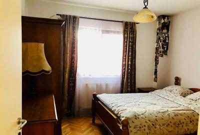 Apartament cu 4 camere decomandate Zona Burdujeni - 3