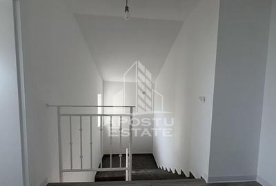 Casă cu 5 camere cu Teren 601 Mp în Moșnița Nouă