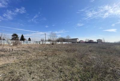 GIULESTI | Teren intravilan PUZ V3a2 3 loturi: 5500 + 180... - 5