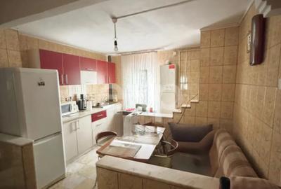 Apartament cu 2 camere semidecomandat, mobilat în Prundu - 3