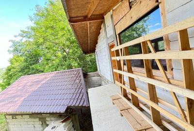 Casă cu 3 camere cu Teren 600 Mp în Izvoarele - 9