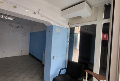 Spațiu comercial, de 85 mp, în Central - 5