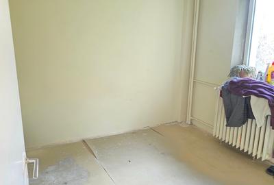 Apartament cu 3 camere semidecomandat în Lacul Tei - 13