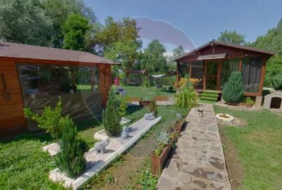 Casa / Vila cu 4 camere de vanzare