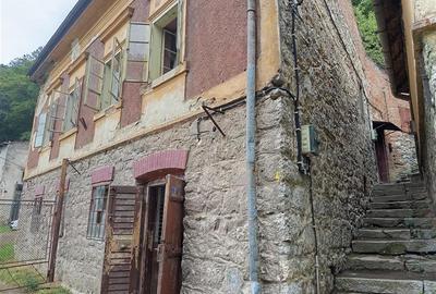 Casă individuală cu 7 camere cu Teren 502 Mp în Vest - 17