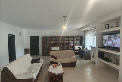 Afacere la cheie! 2 sali evenimente+ apartament 220mp, Siret - 1