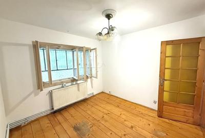 Decomandat. Centrala proprie. 2 Balcoane - 4