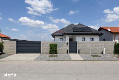 Casă cu 3 camere semidecomandat cu Teren 326 Mp în 6 Vânători - 15