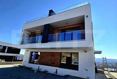 Duplex spatios 193 mp utili, 65 mp terase circulabile, 200 mp teren, Iris - 2