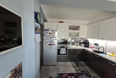 Apartament cu 3 camere în Brăilei - 6