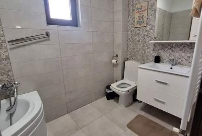 Casă cu 4 camere cu Canalizare în Dobroești - 2