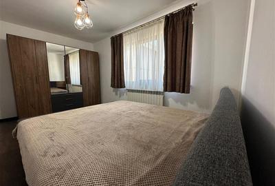 Apartament cu 3 camere decomandat în Podu Roș - 8