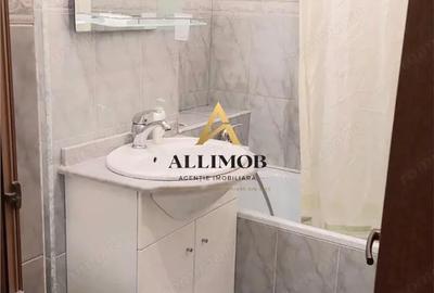 Apartament cu 4 camere în Micro 10 - 1