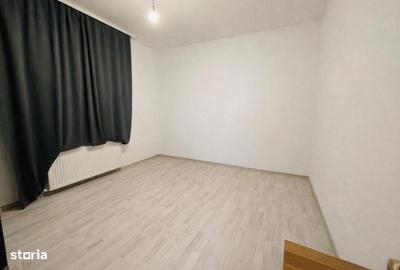 Casă cu 4 camere în Domnești