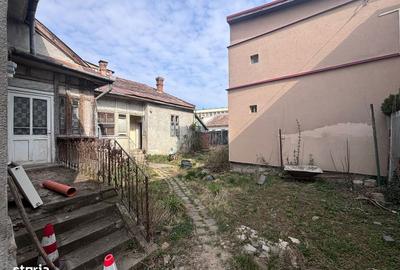 Casă cu 4 camere decomandat cu Teren 450 Mp în Budai - 9