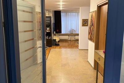 Casă cu 4 camere în Central - 13