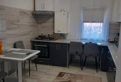 Apartament cu 3 camere decomandat în Central - 4