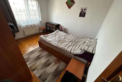 Apartament cu 3 camere decomandat în Soarelui - 2