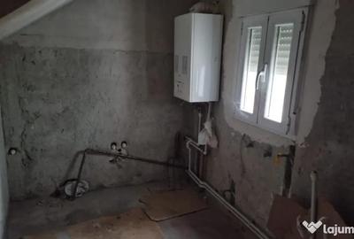 Casă cu 12 camere cu Teren 1300 Mp în Brestei - 8