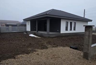 Casă cu 3 camere cu Teren 450 Mp în Lazuri - 3