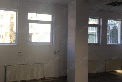 Casă cu 6 camere în Central - 9