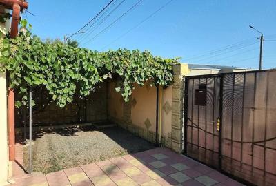 Casă cu 3 camere cu Teren 690 Mp în Central - 8