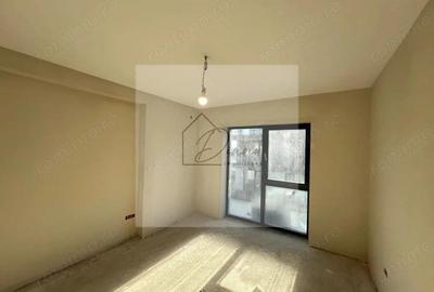 Casă cu 5 camere cu Teren 419 Mp în Corbeanca